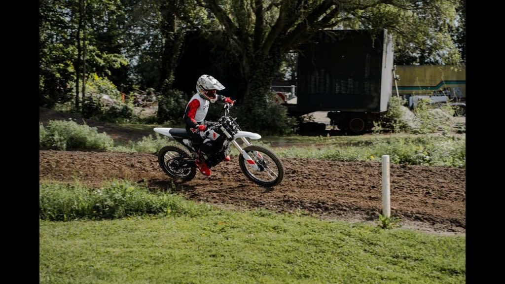 Trying Zero’s New EV Dirt Bikes Off-Road Has Never Been Easier, As Company Begins Offering Demos