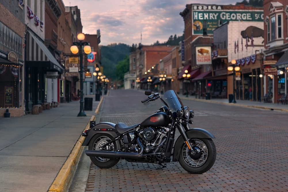 First Look: 2026 Harley-Davidson Deadwood