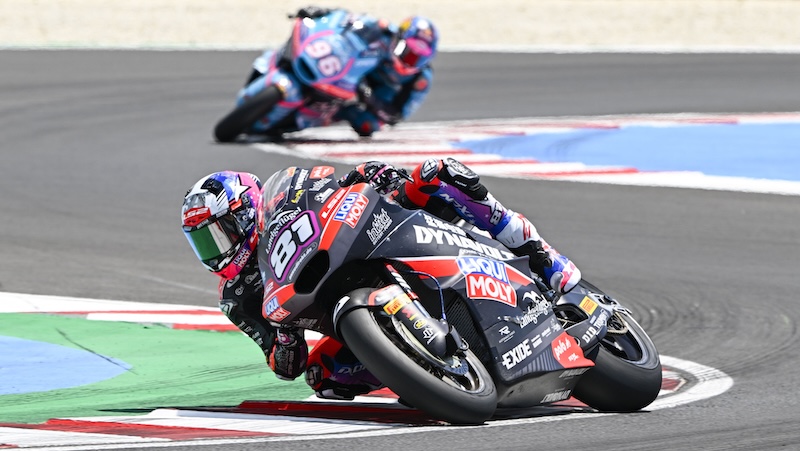 Triumph reveals new Moto2 race engine for 2027