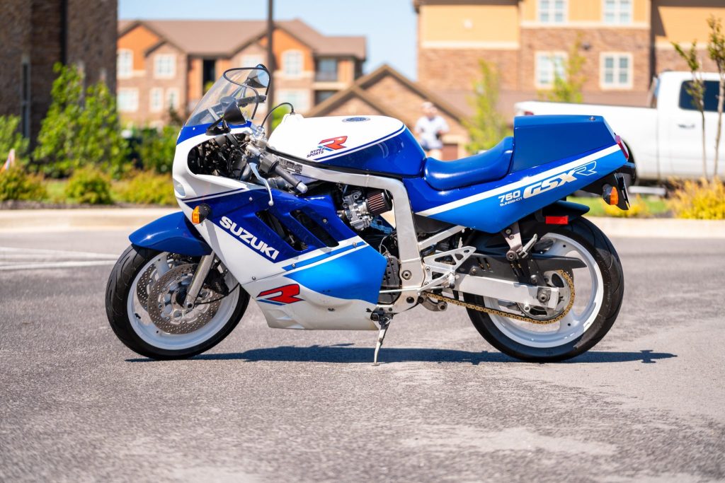 The Suzuki GSX-R750 Invented the Race Replica