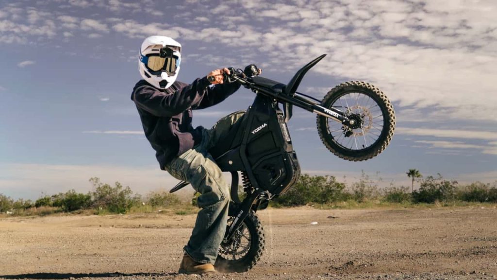 This 40-MPH Electric Pit Bike Costs Less Than An iPhone And That’s Insane